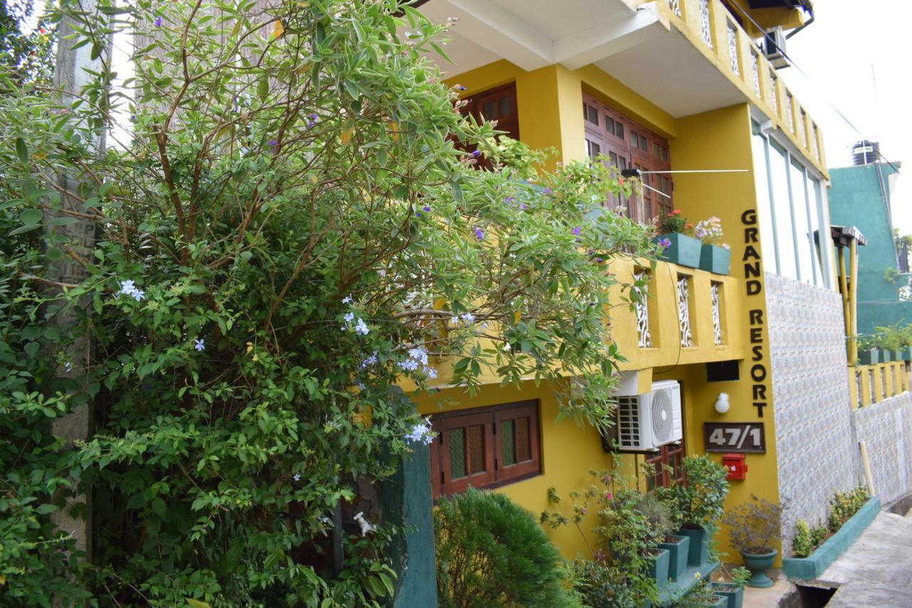 Grand Resort Kandy Exterior foto